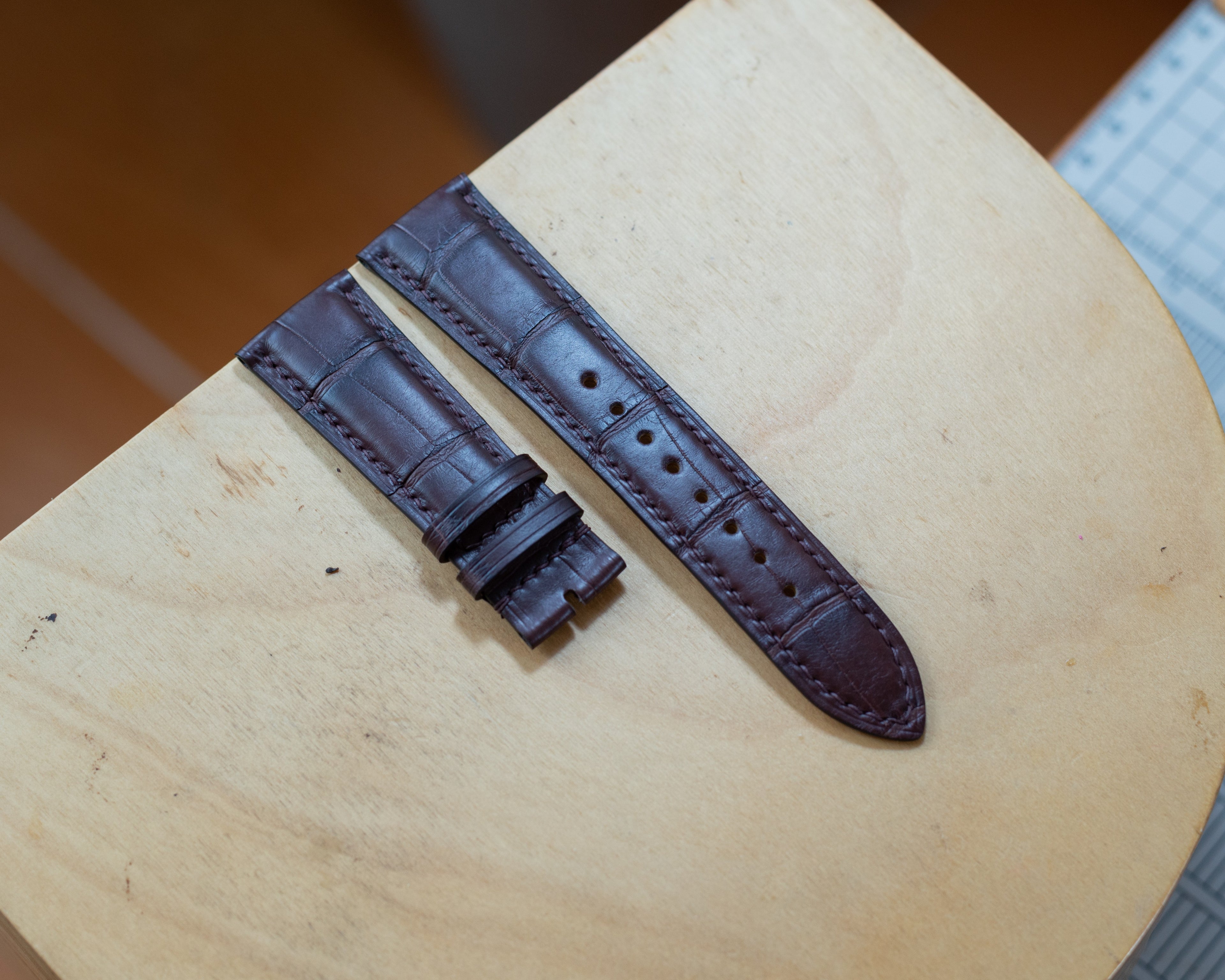 Dark Brown Alligator Padding Strap