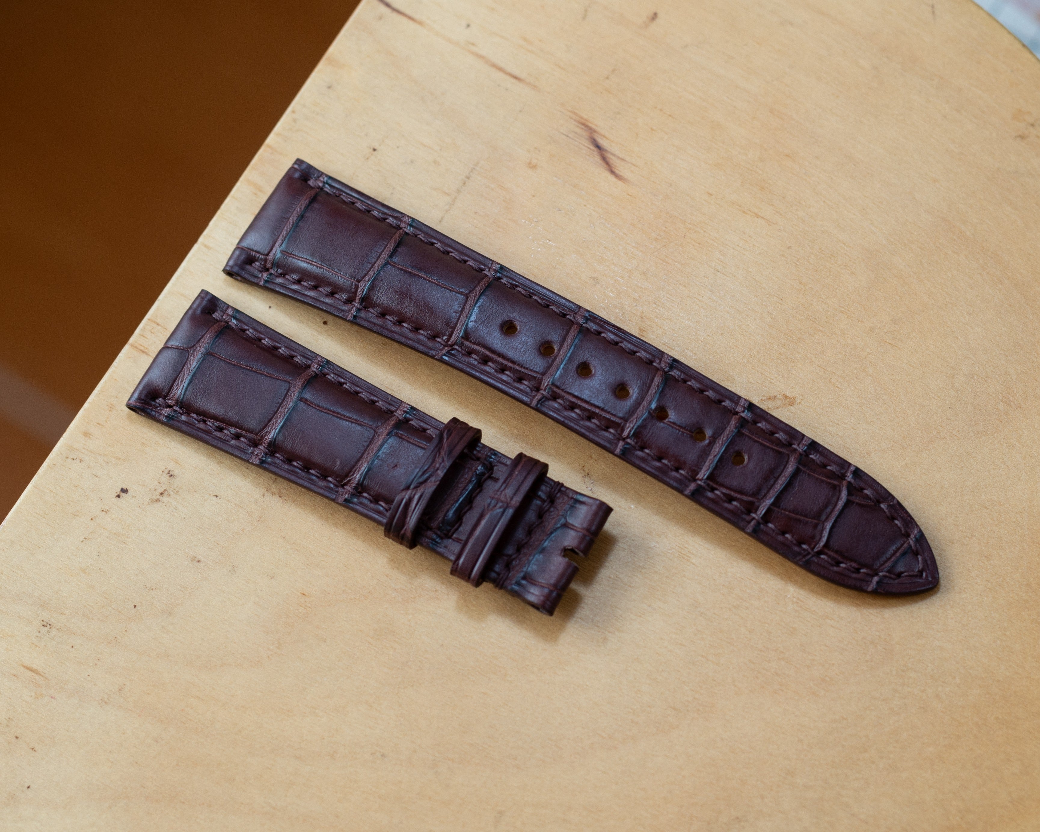 Dark Brown Alligator Padding Strap