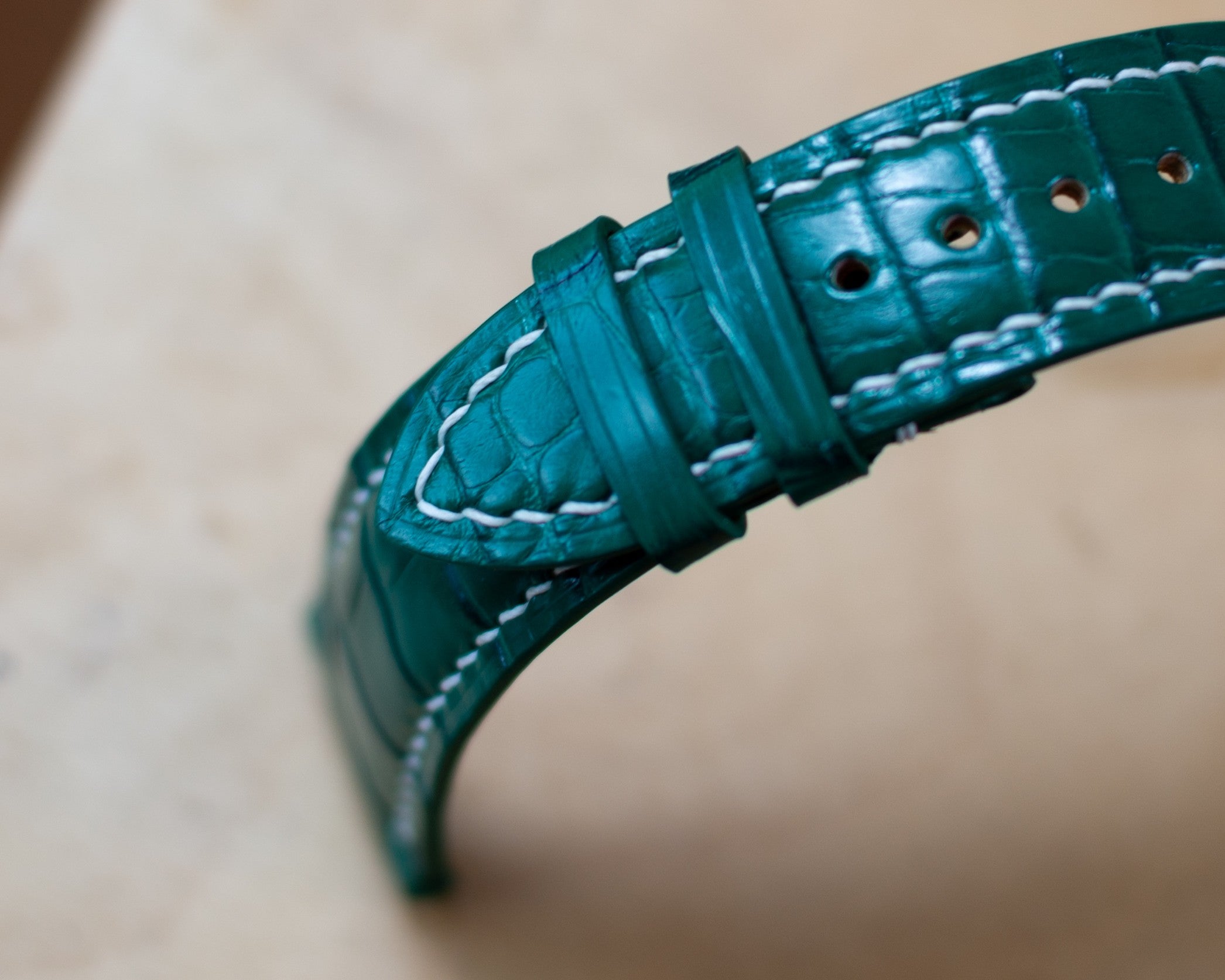 Emerald Green Alligator Padding Strap