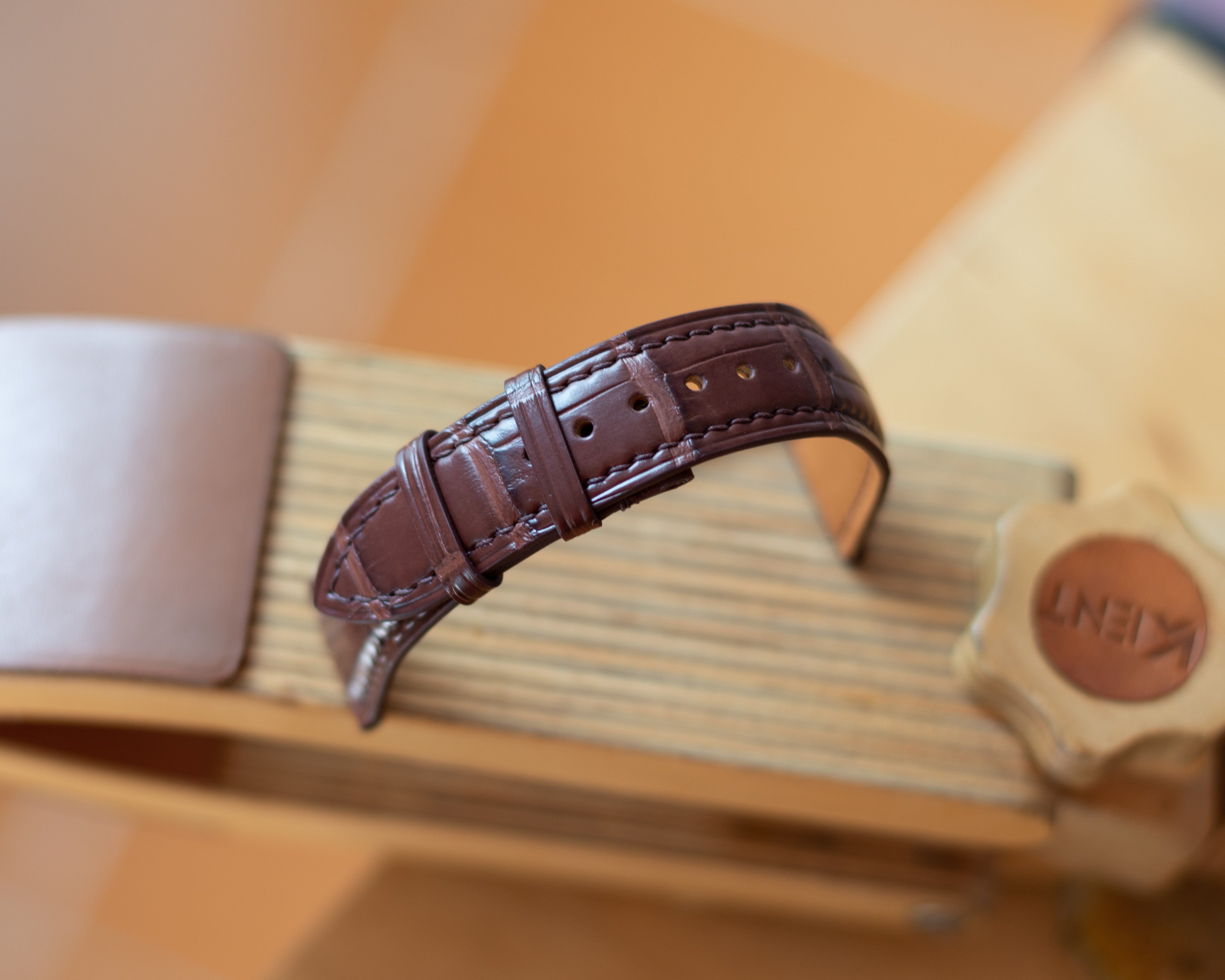 Red Brown Alligator Padding Strap